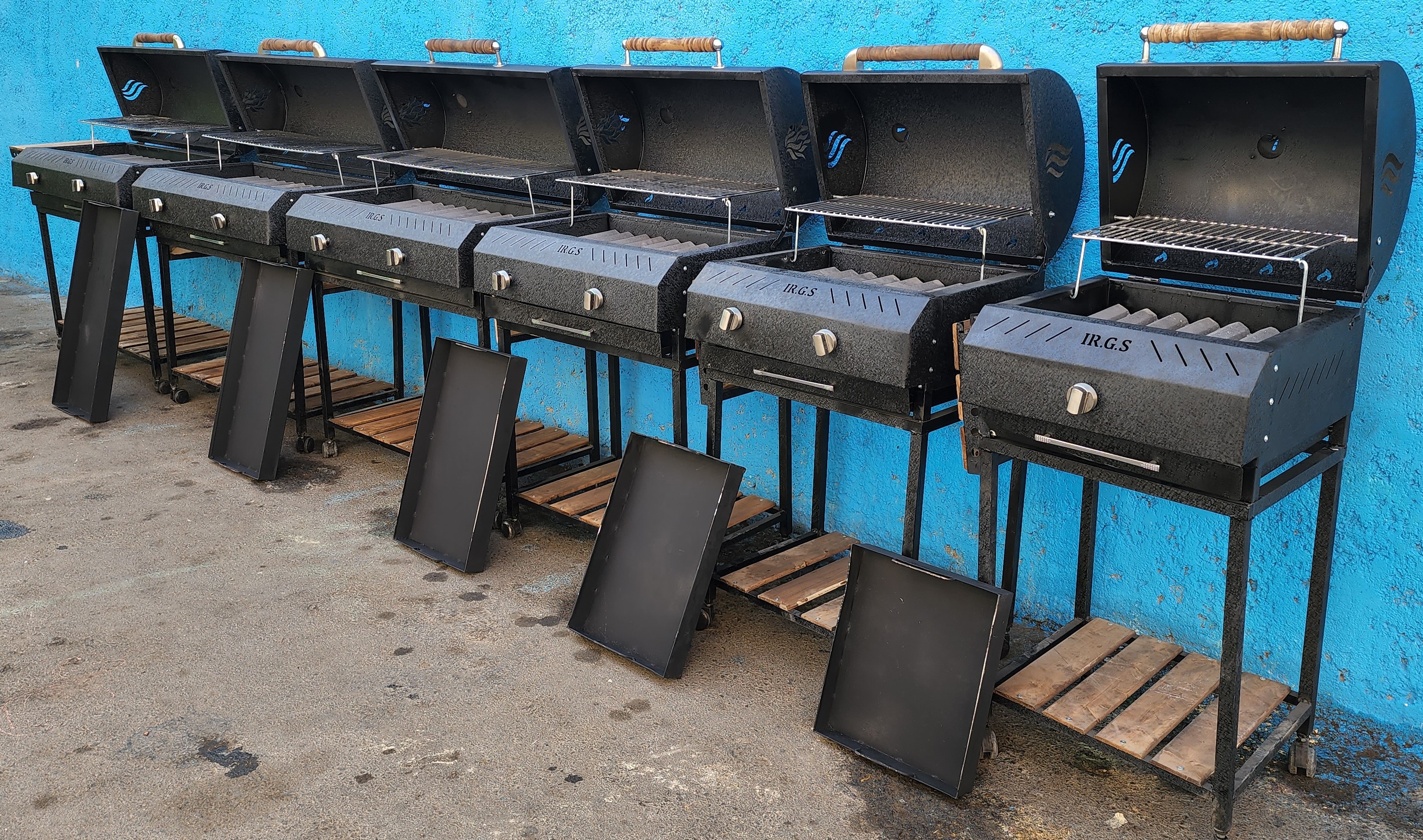 باربیکیو پلوپز دار