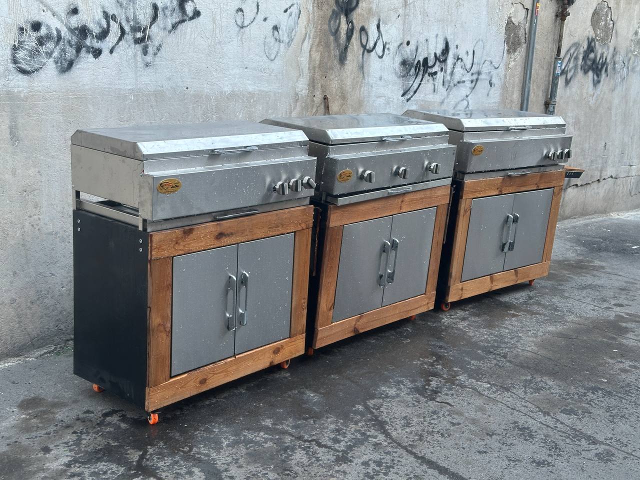 باربیکیو استیل آب و هوای شرجی